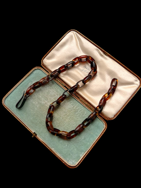 VICTORIAN TORTOISESHELL BELCHER CHAIN