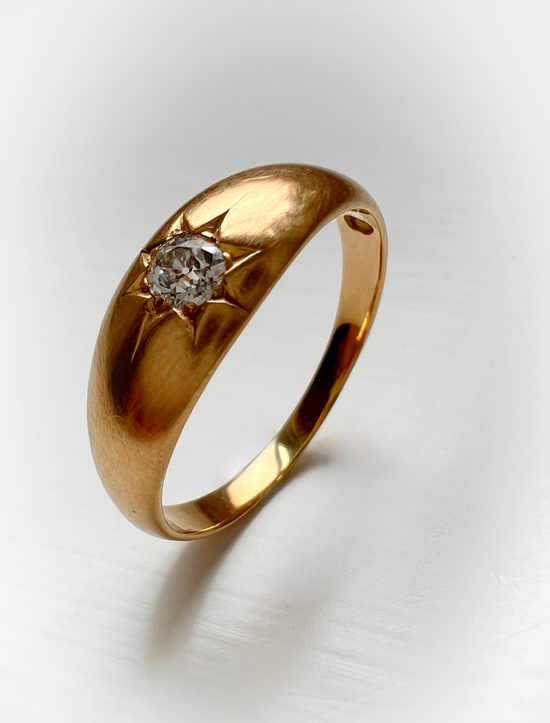 VICTORIAN DIAMOND GYPSY SET RING IN 18CT GOLD