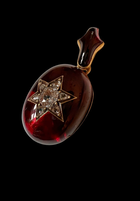 VICTORIAN CHUNKY GARNET & DIAMOND PENDANT