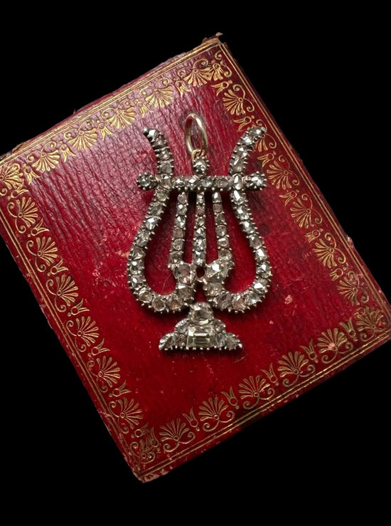 EXQUISITE GEORGIAN DIAMOND SET LYRE PENDANT