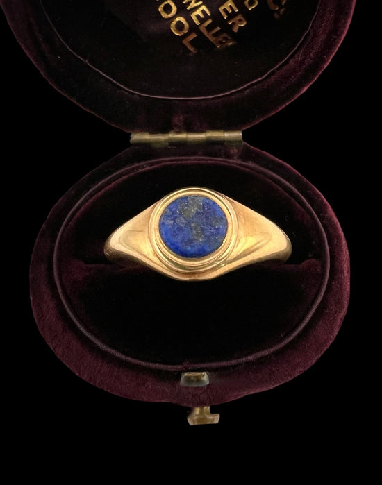 VICTORIAN LAPIS LAZULI & 15CT GOLD RING