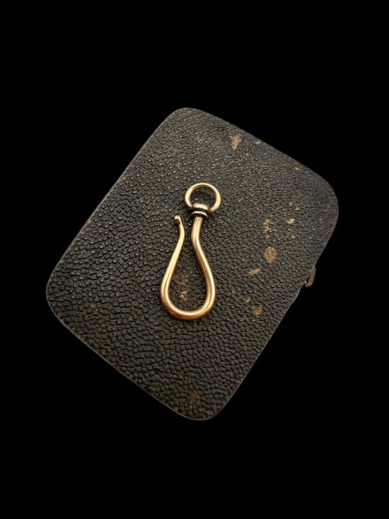 VICTORIAN 9CT GOLD SHEPHERDS HOOK