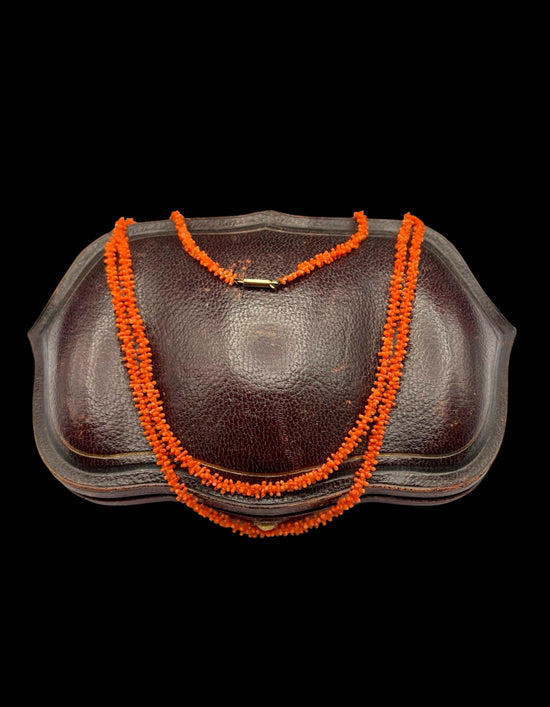 GEORGIAN CORAL NECKLACE