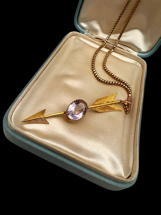 VICTORIAN LARGE 15CT GOLD & AMETHYST ARROW PENDANT