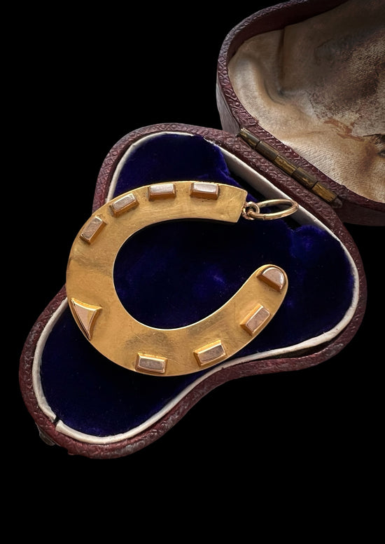 VICTORIAN 15CT GOLD LARGE HORSESHOE PENDANT