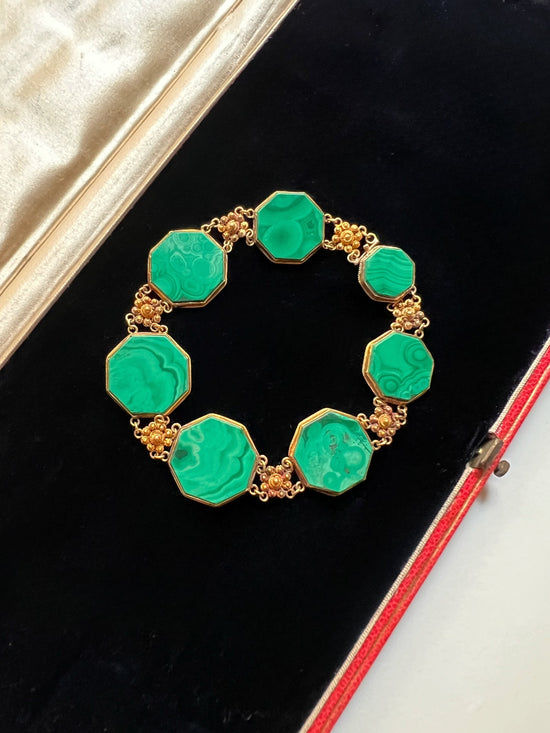 19TH CENTURY MALACHITE & 18CT GOLD BRACELET