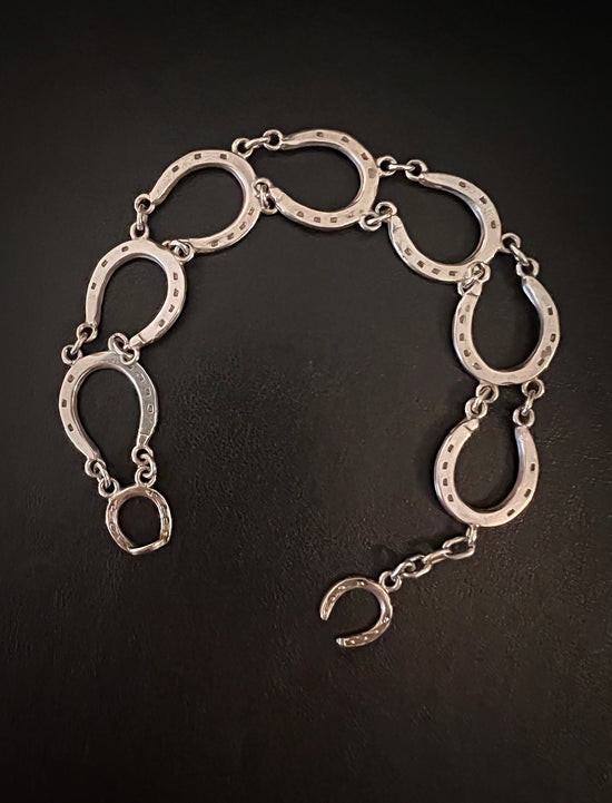 EQUESTRIAN HORSESHOE SILVER BRACELET