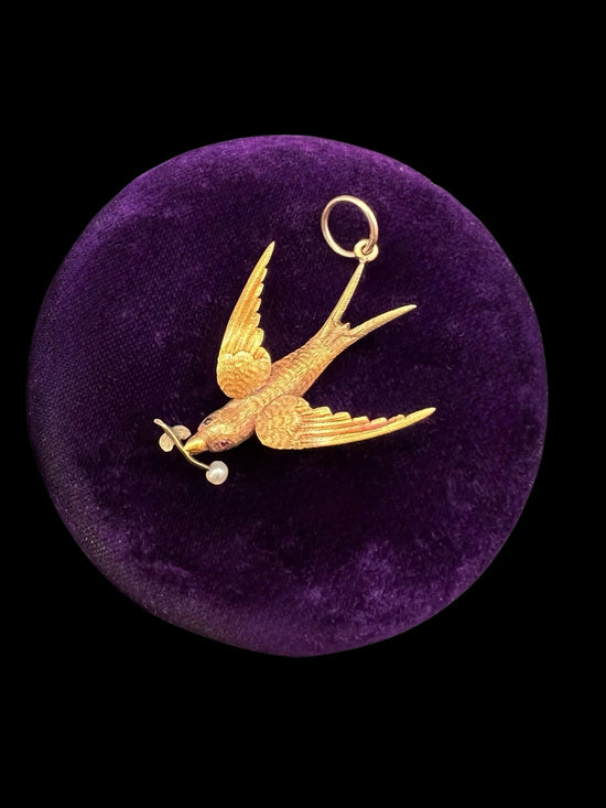 VICTORIAN 15CT GOLD SWALLOW BIRD PENDANT