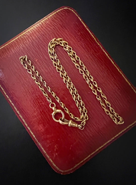 ANTIQUE 18CT GOLD LOVERS KNOT LINK CHAIN